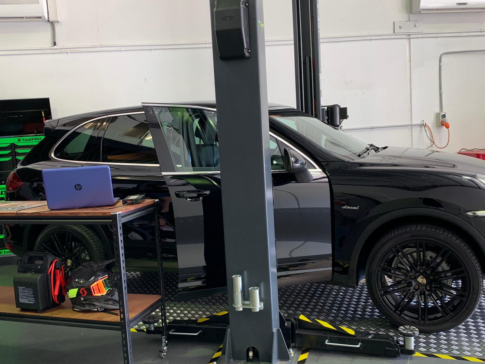Porsche Cayenne diesel in the DNA workshop